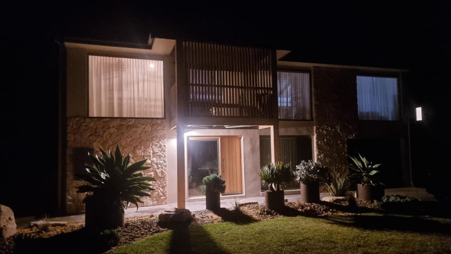 Sunsets On Martyrs Coastal Luxury Beach House Peterborough Eksteriør billede